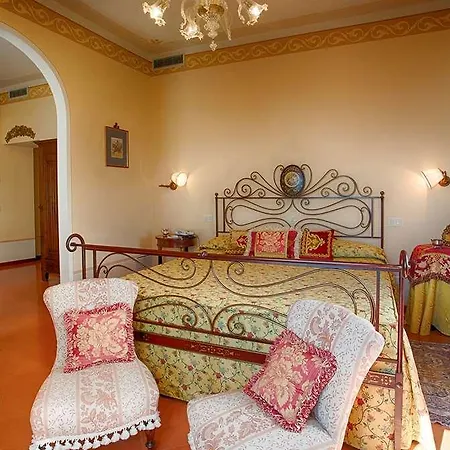 Marsili Hotel 4*