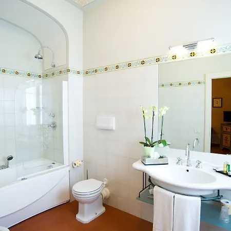 Marsili, Bw Signature Collection Hotel