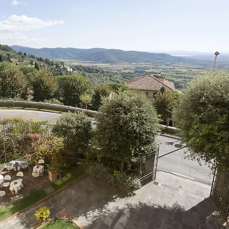 Hotell Marsili 4*